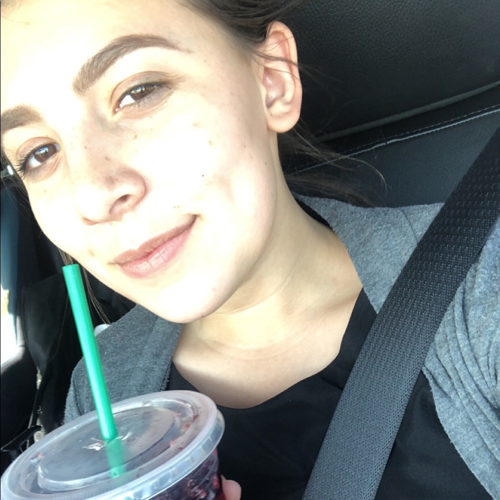 Meet your Posher, Annie